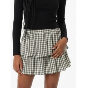 Urban Social Grey Plaid Tiered Ruffle Mini Skirt NWT Large WSK1195-NR